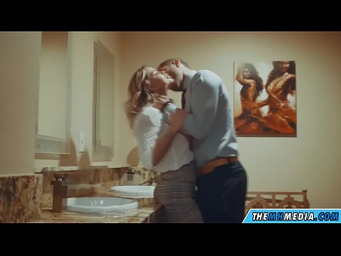 ❤️ Nigbati bilondi ti oyan ba tan ọ ni yara isinmi ti gbogbo eniyan ❤️  ni% yo.osagoassist.ru  ﹏